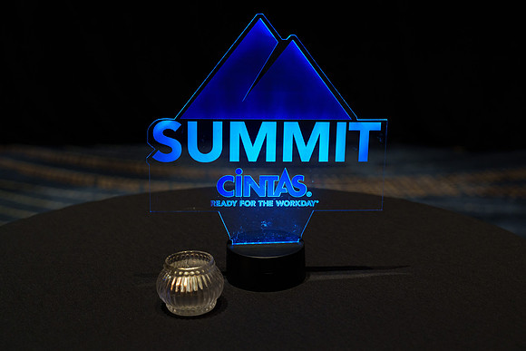 Cintas-Summit_001