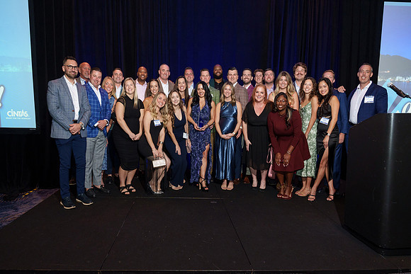 Cintas-Summit_213