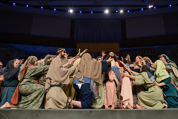 PassionPlay_195